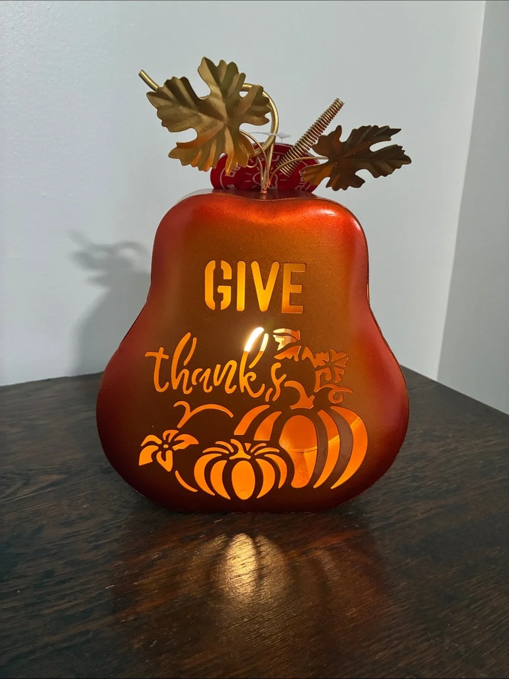 NWT-LED Light Up- Give Thanks-Orange Metal Pumpkin Decoration w/ Metal Leaves 🍁